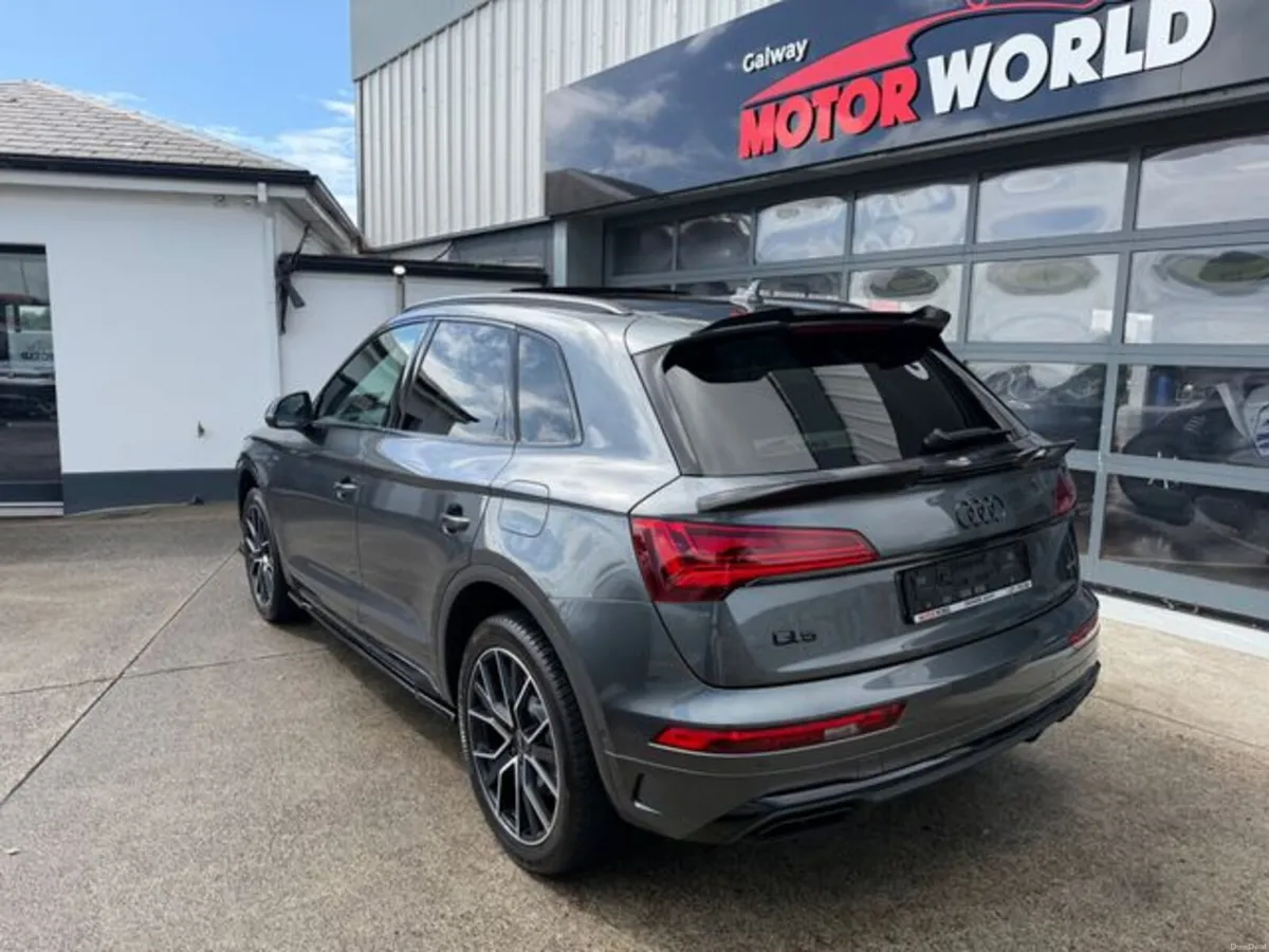Audi Q5 TFSI E S LINE BLACK EDITION QUATTRO - Image 2