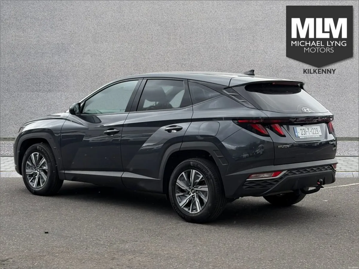 Hyundai Tucson 2WD Executive Plus HEV Auto - Image 5