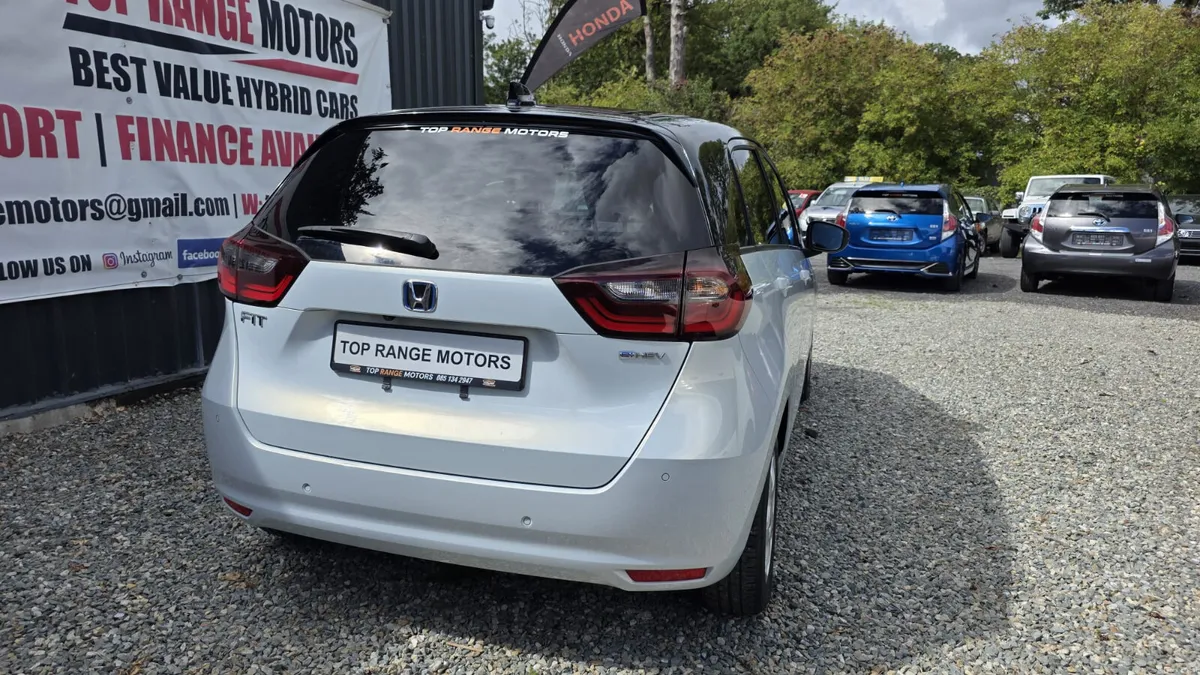 Honda Fit 2021 low Milage - Image 5