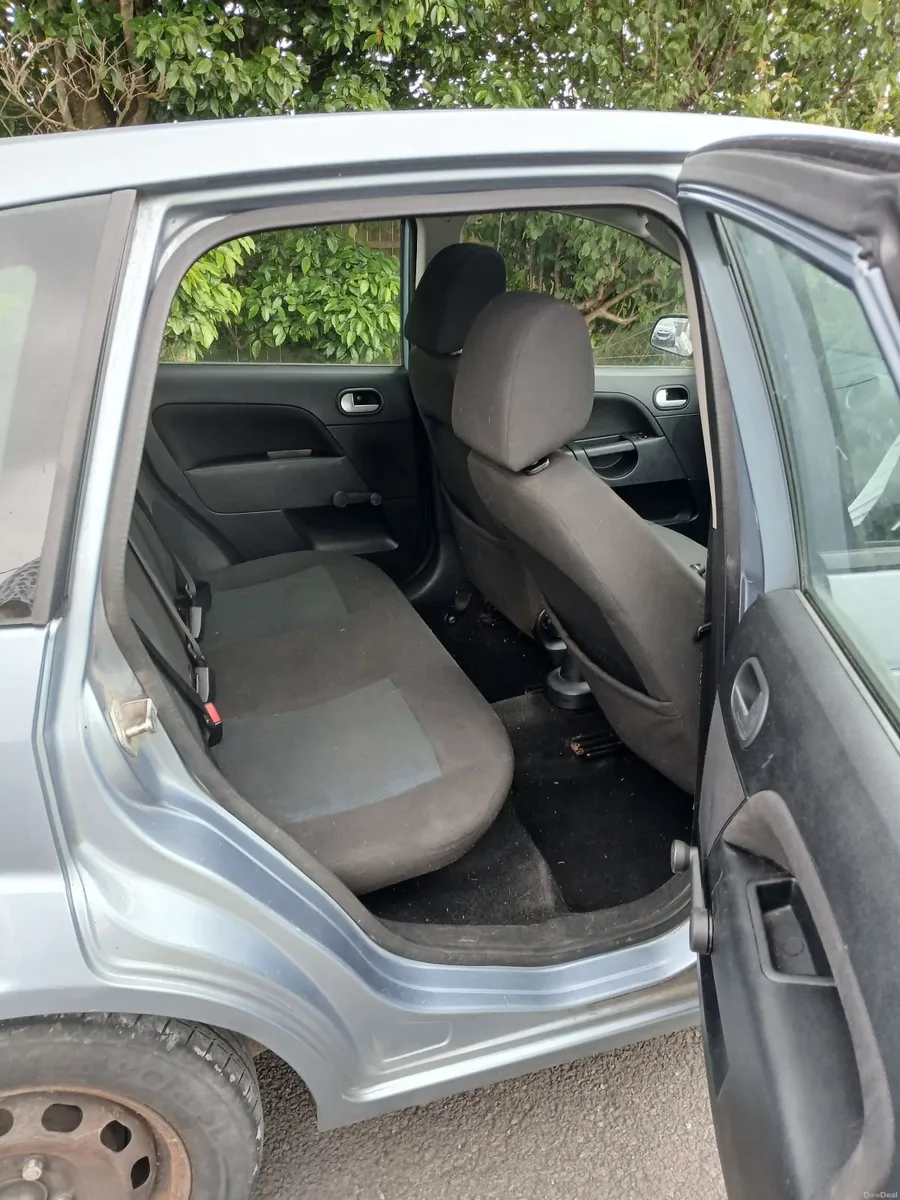 Ford Fiesta 2007 - Image 2