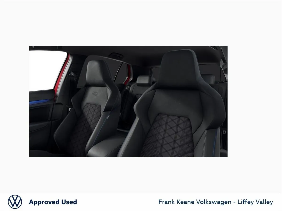 Volkswagen Golf *NEARLY NEW* R-LINE AUTO 1.5 TSI M - Image 4