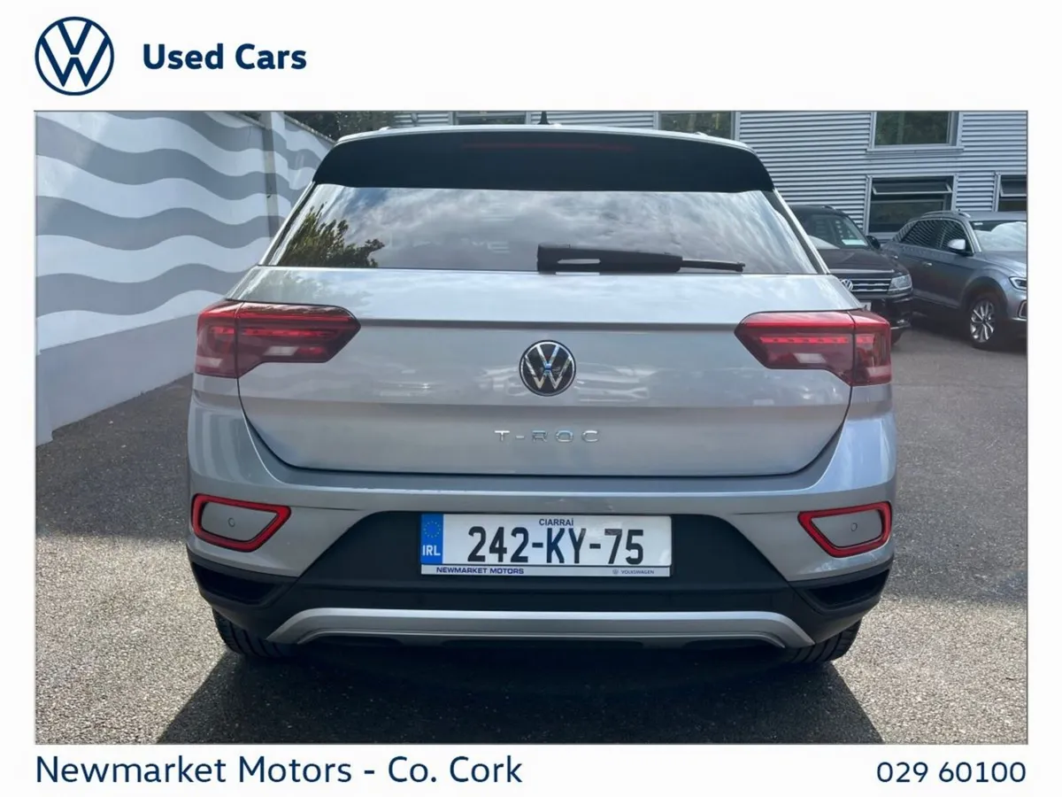 Volkswagen T-Roc LIFE 2.0 TDI 116BHP 6 SPEED - Image 6
