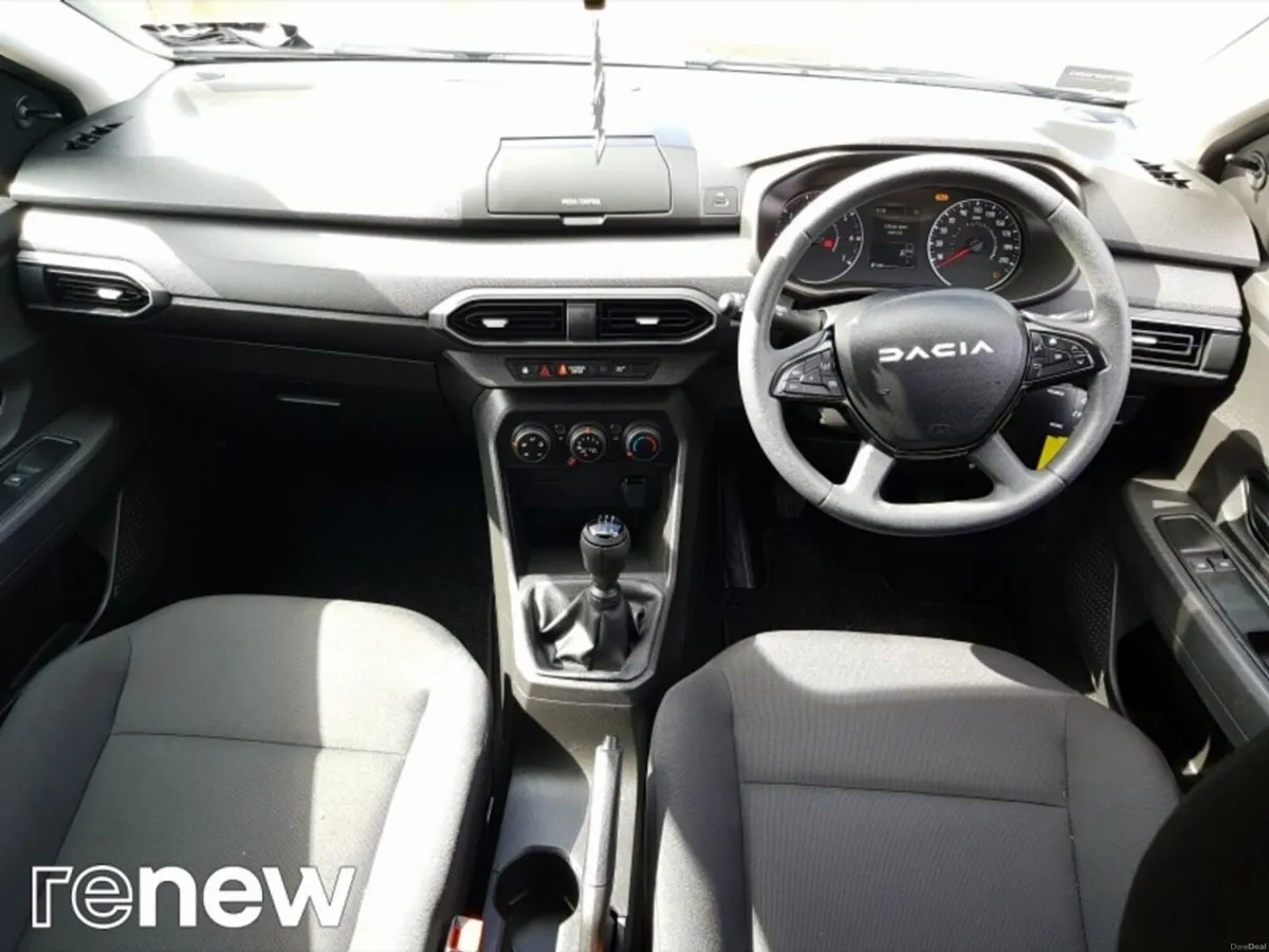 Dacia Sandero SCe 65 Essential - Image 2