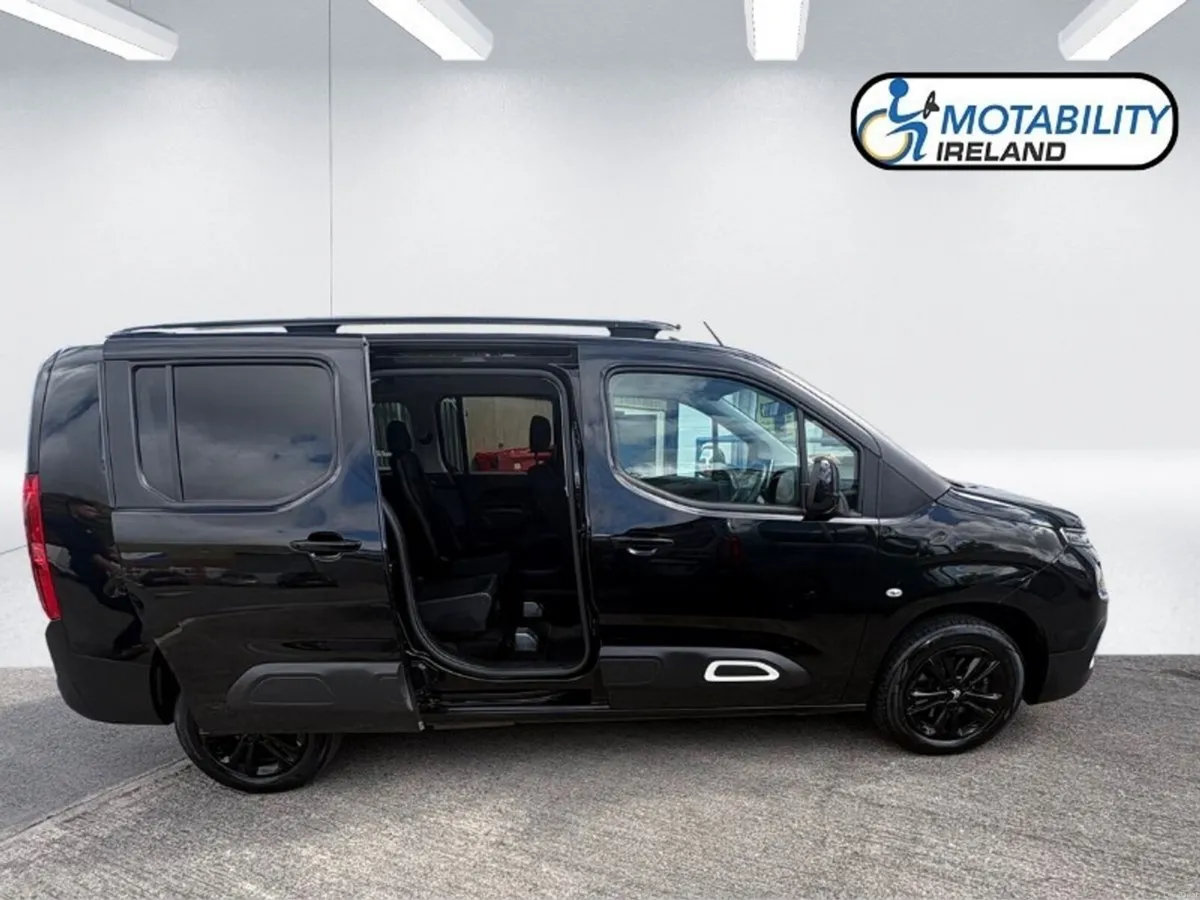Citroen Berlingo Multispace Wheelchair Accessible - Image 4