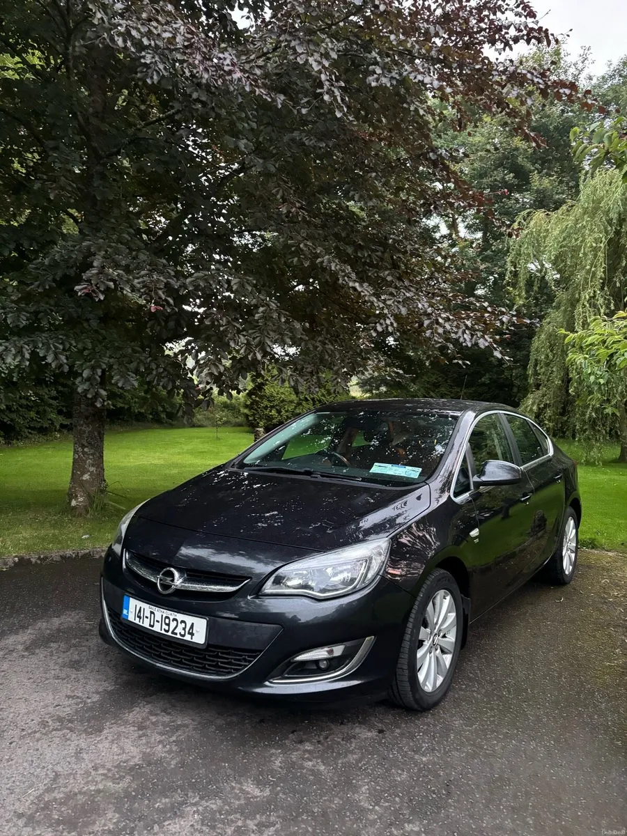 Opel Astra 1.7l CDTI 2014 - Image 2