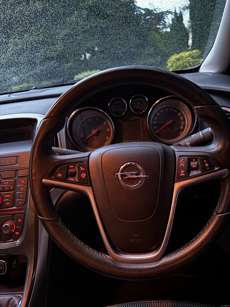 Opel Astra 1.7l CDTI 2014 - Image 5