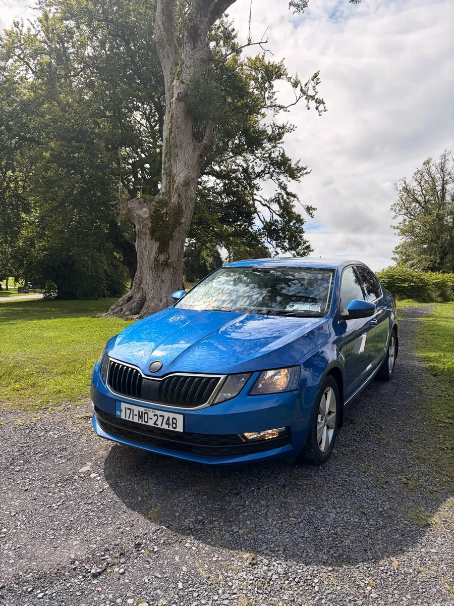 Skoda Octavia SE Tech High Spec - Image 2