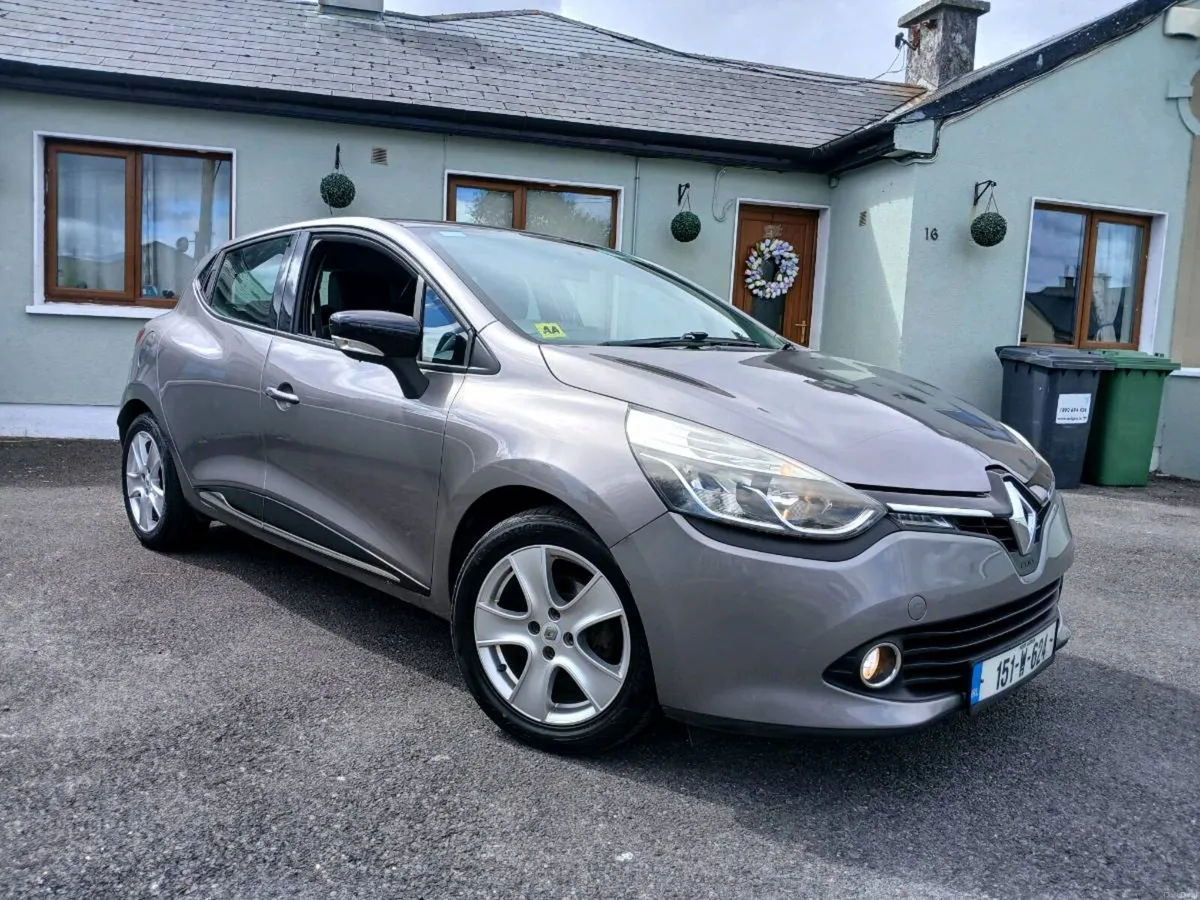 2015 CLIO NCT 06.27 TAX 04.27 GREAT VALUE LOW KMS - Image 1