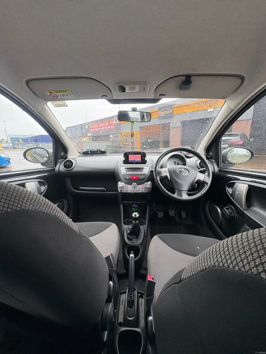 Toyota aygo 1L petrol - Image 4
