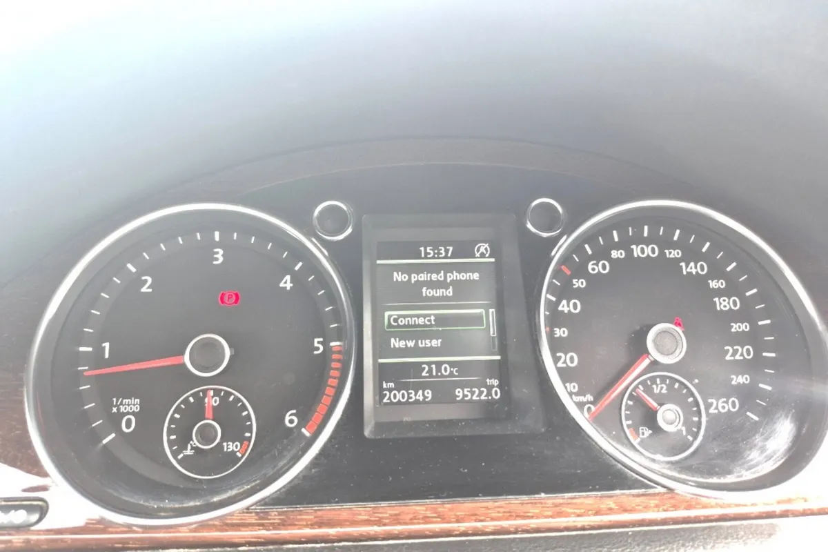 2013 Vw Passat 1,6 Tdi ✔️Low Mileage - Image 4