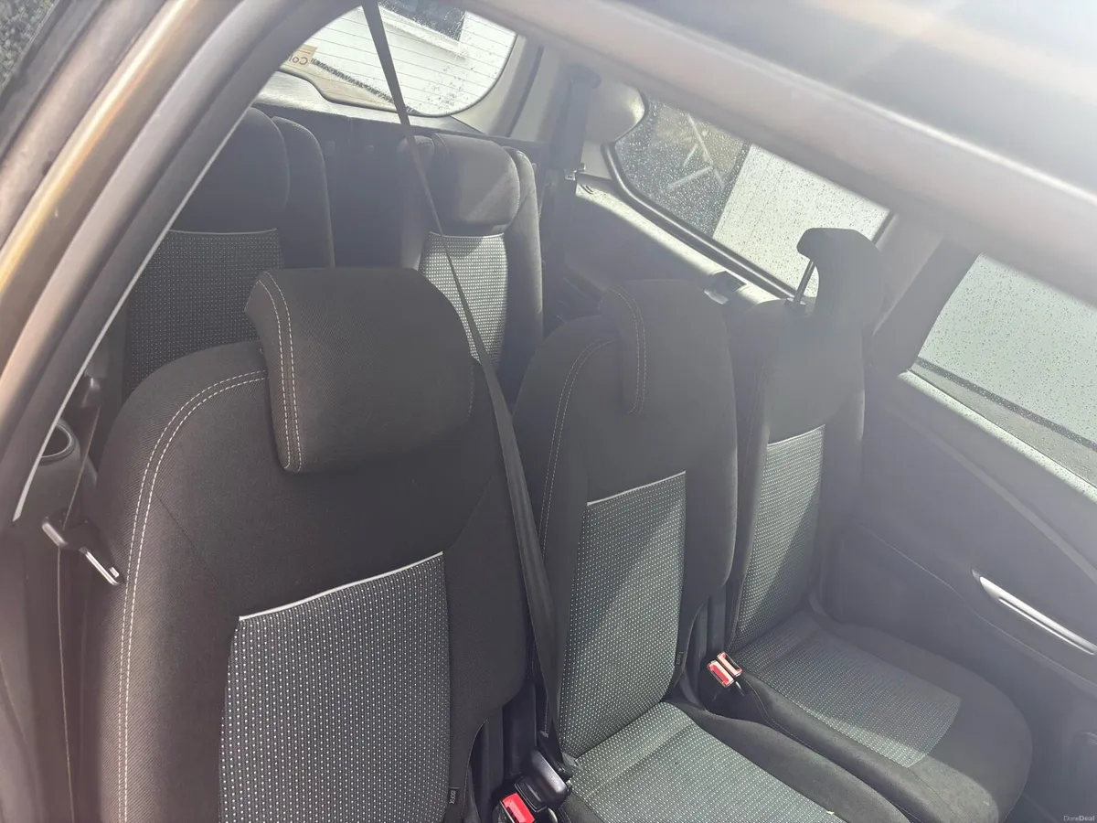 Ford Galaxy NCT 07-27 Tax 12-26 - Image 6