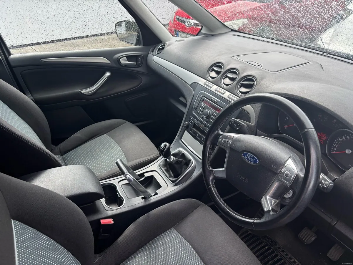 Ford Galaxy NCT 07-27 Tax 12-26 - Image 5