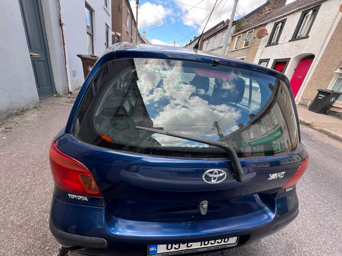 Toyota Yaris 1.0 - Image 3