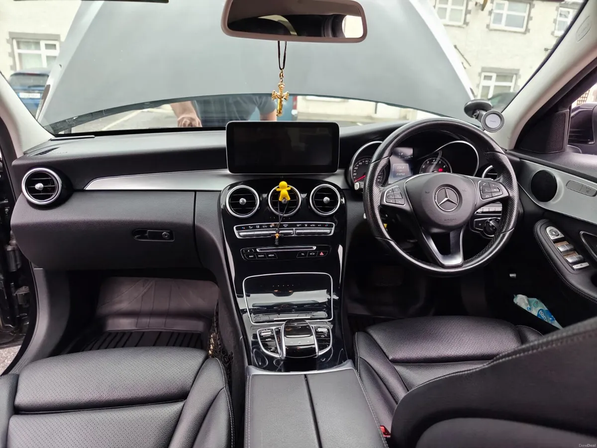 MERCEDES C 350 e - Image 6