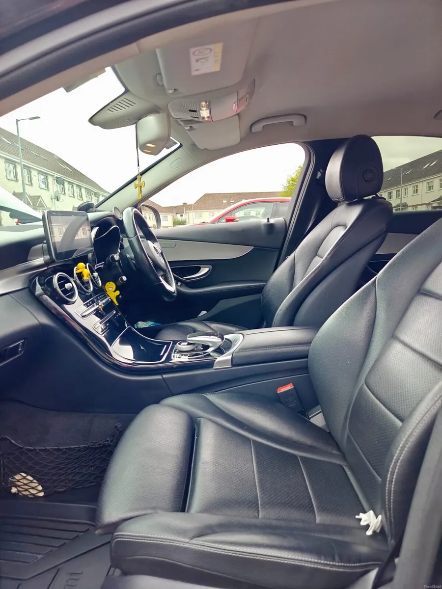 MERCEDES C 350 e - Image 2