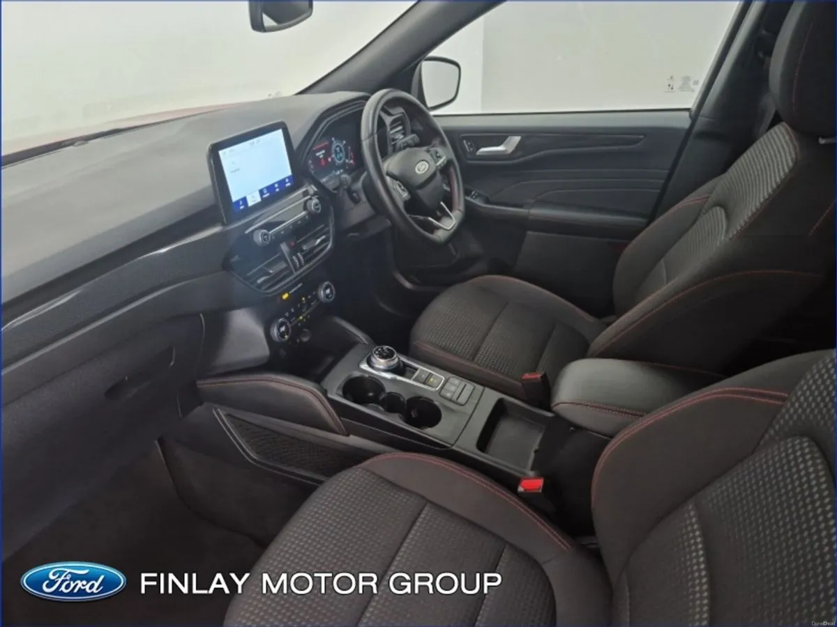 Ford Kuga 2.5 Duratec 225PS PHEV ST-Line Auto - Image 4