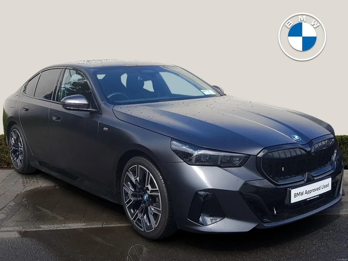 BMW 5-Series 530e M Sport - Image 1