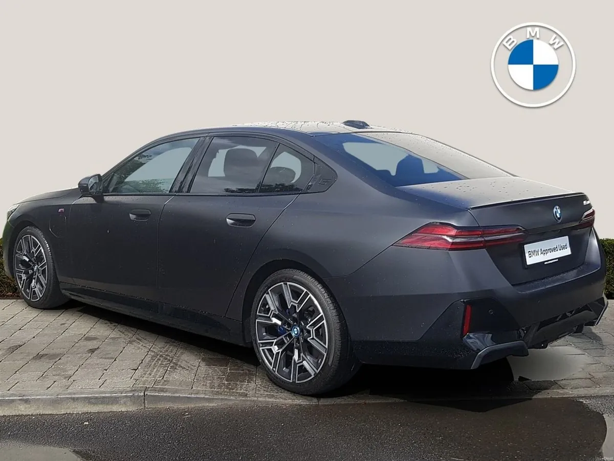 BMW 5-Series 530e M Sport - Image 2