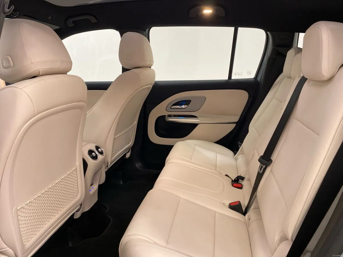 Mercedes-Benz GLB GLB 200 EQ TECH PROGRESSIVE +7 - Image 4