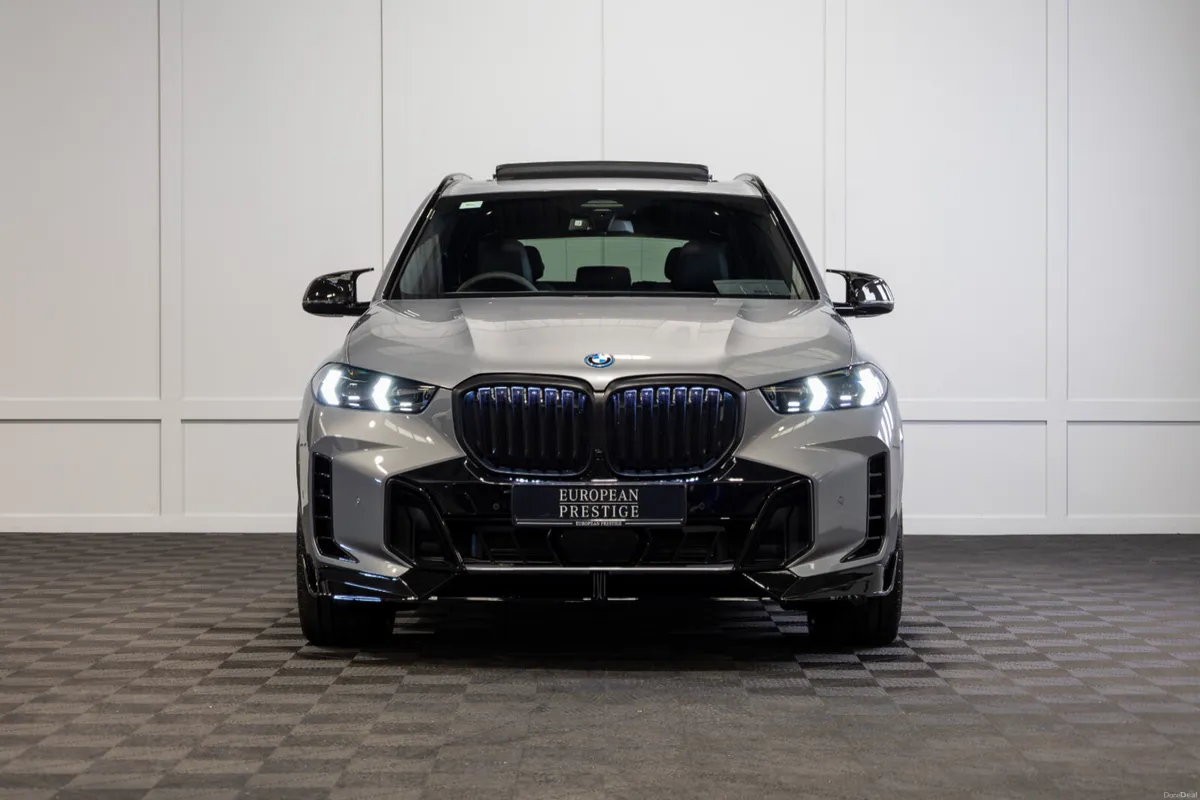 262 BMW X5 50e M-Sport Pro - Image 2