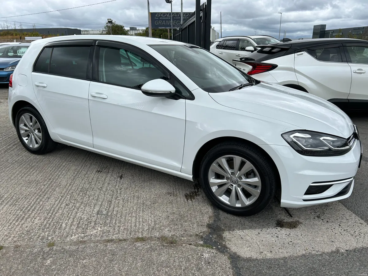 VOLKSWAGEN GOLF 2018, 1.2 TSI 5DR AUTO LOW KMS - Image 1