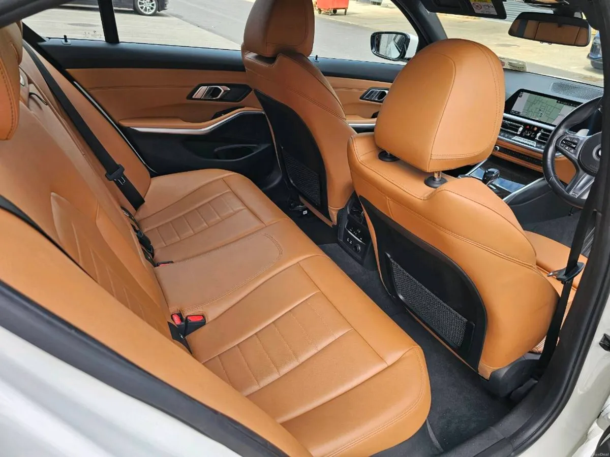 BMW G20 330e - Image 4