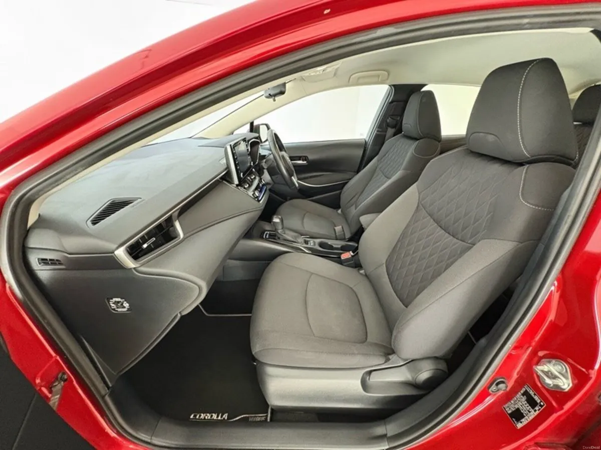Toyota Corolla Luna Hybrid Saloon - Image 6