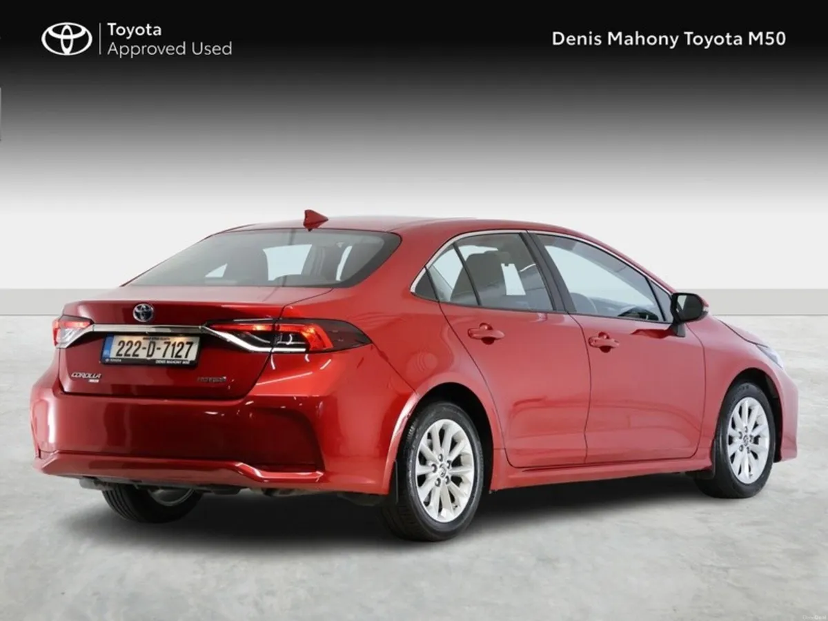 Toyota Corolla Luna Hybrid Saloon - Image 2