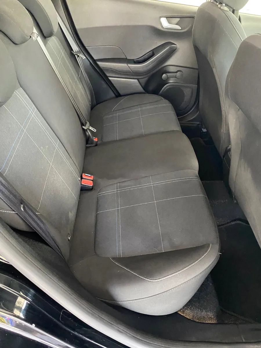 192 Ford Fiesta 1.1 Petrol ZETEC 85,000 km - Image 6