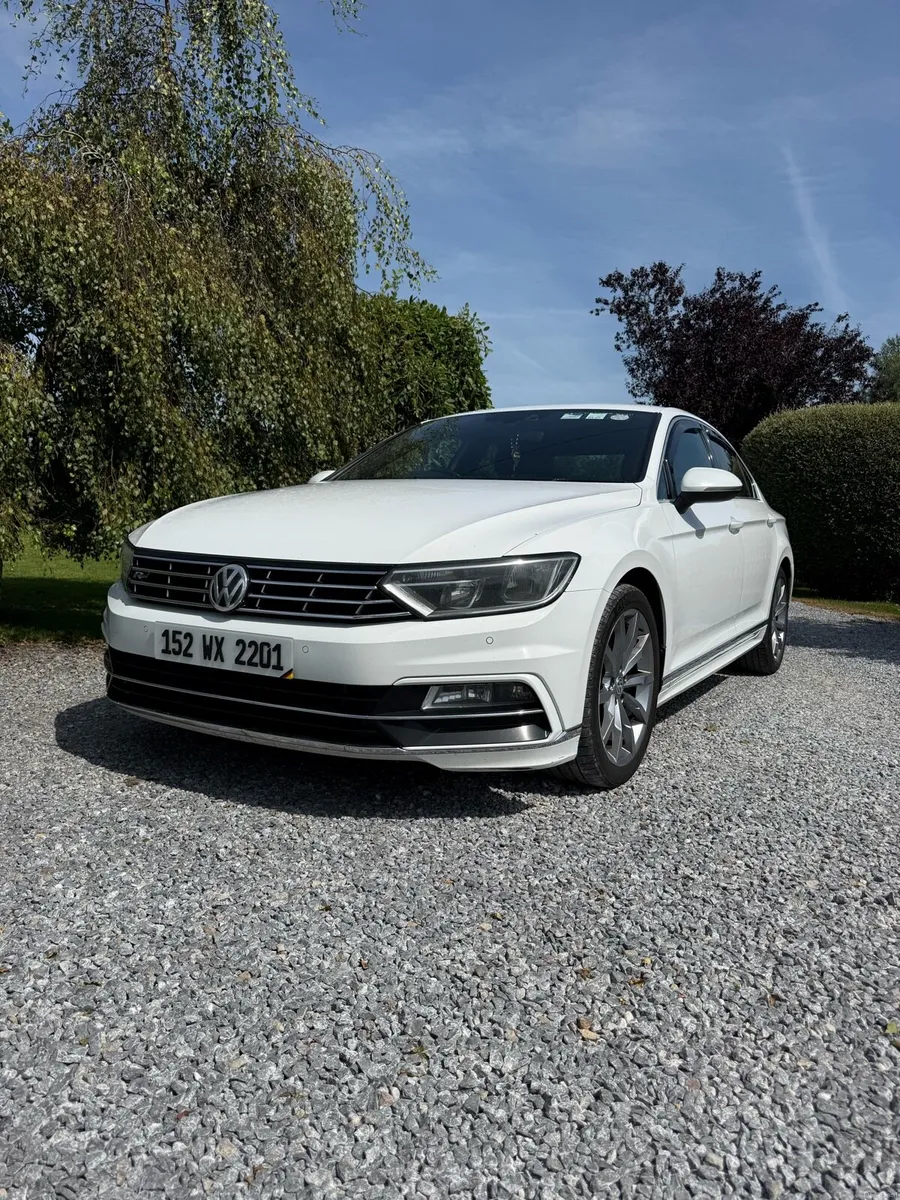 2015 Volkswagen Passat R-Line 2.0 Diesel Automatic - Image 1