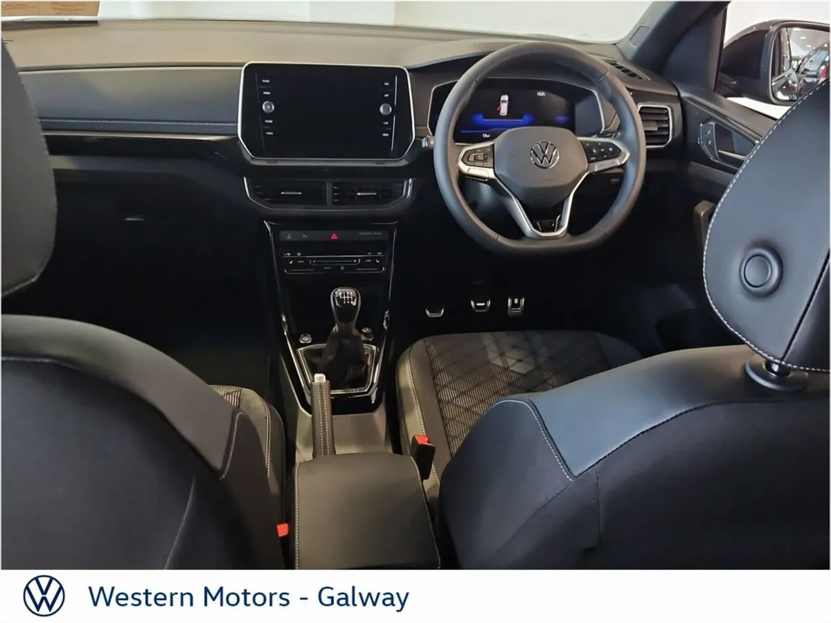 Volkswagen T-Cross R-Line 1.0 TSI M6F 116HP - Image 2