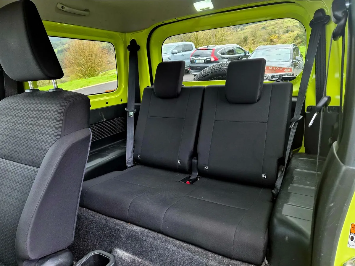 Suzuki Jimny SZ5 ALLGRIP 4X4 - Image 5