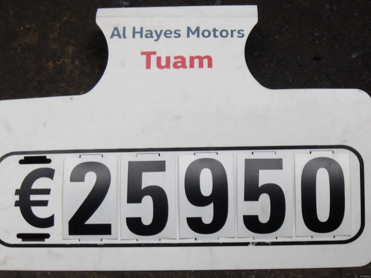 Volkswagen Tiguan AUTOMATIC CL 2.0 TDI 150BHP - Image 3