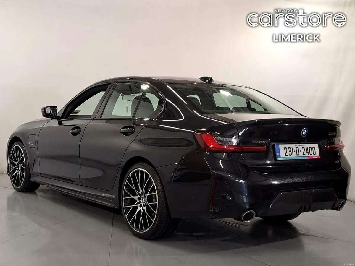 BMW 3-Series 330e M Sport *M PERFORMANCE EXTERIOR - Image 5