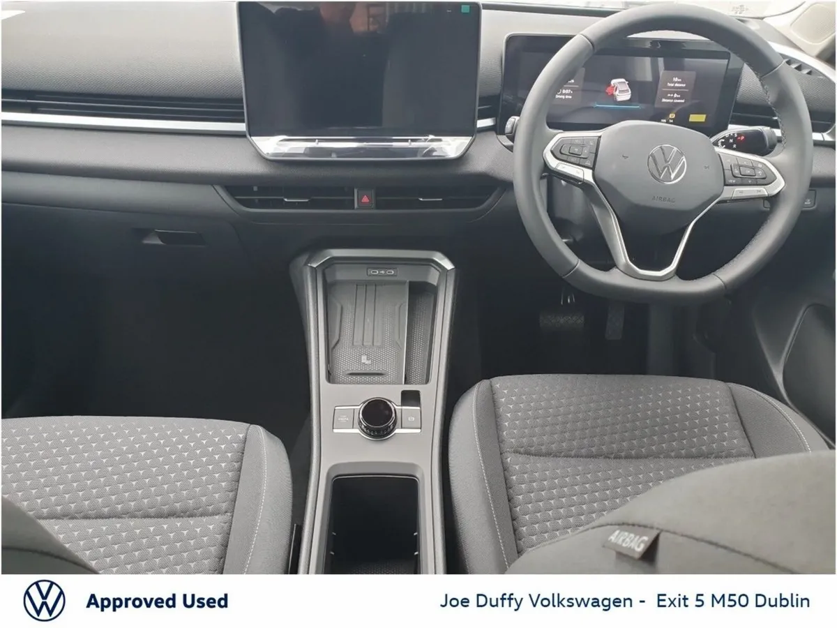 Volkswagen T-Roc LIFE 1.5TSI 116HP MHEV - Image 2