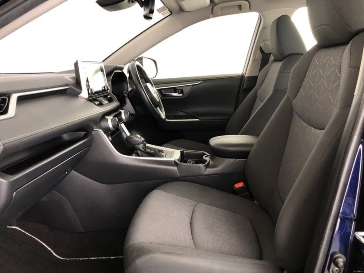 Toyota RAV4 RAV4 HYBRID LUNA 4DR AUTO - Image 6