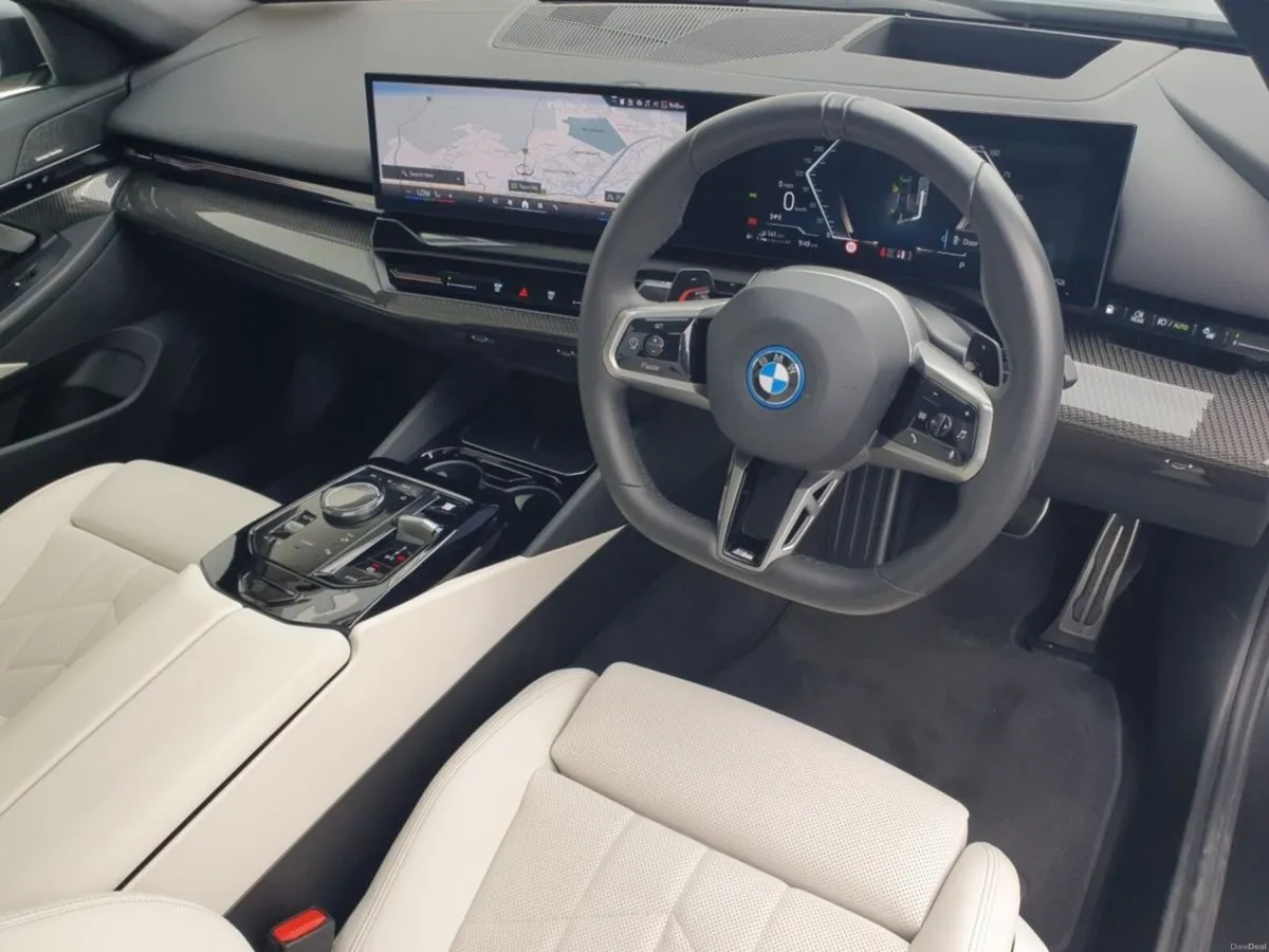 BMW 5-Series 530e M Sport - Image 6