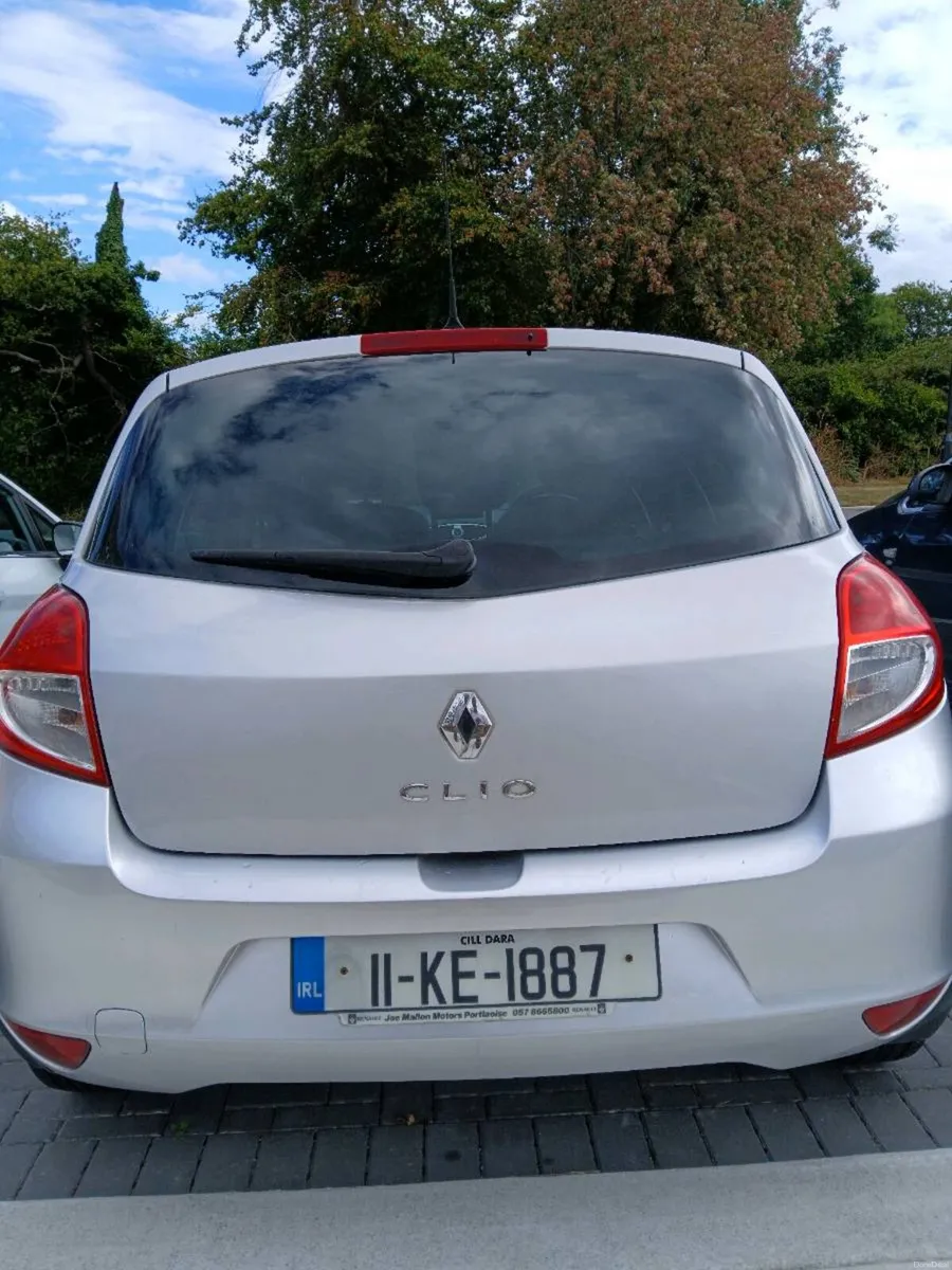 Renault Clio 2011 (new NCT 06/27) - Image 6