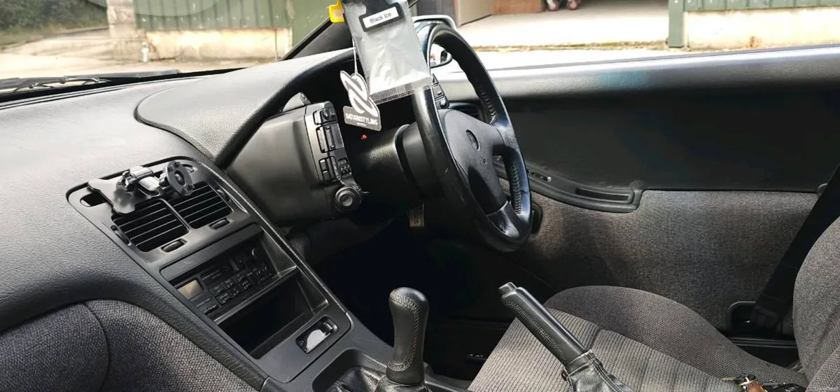 Car - Image 5