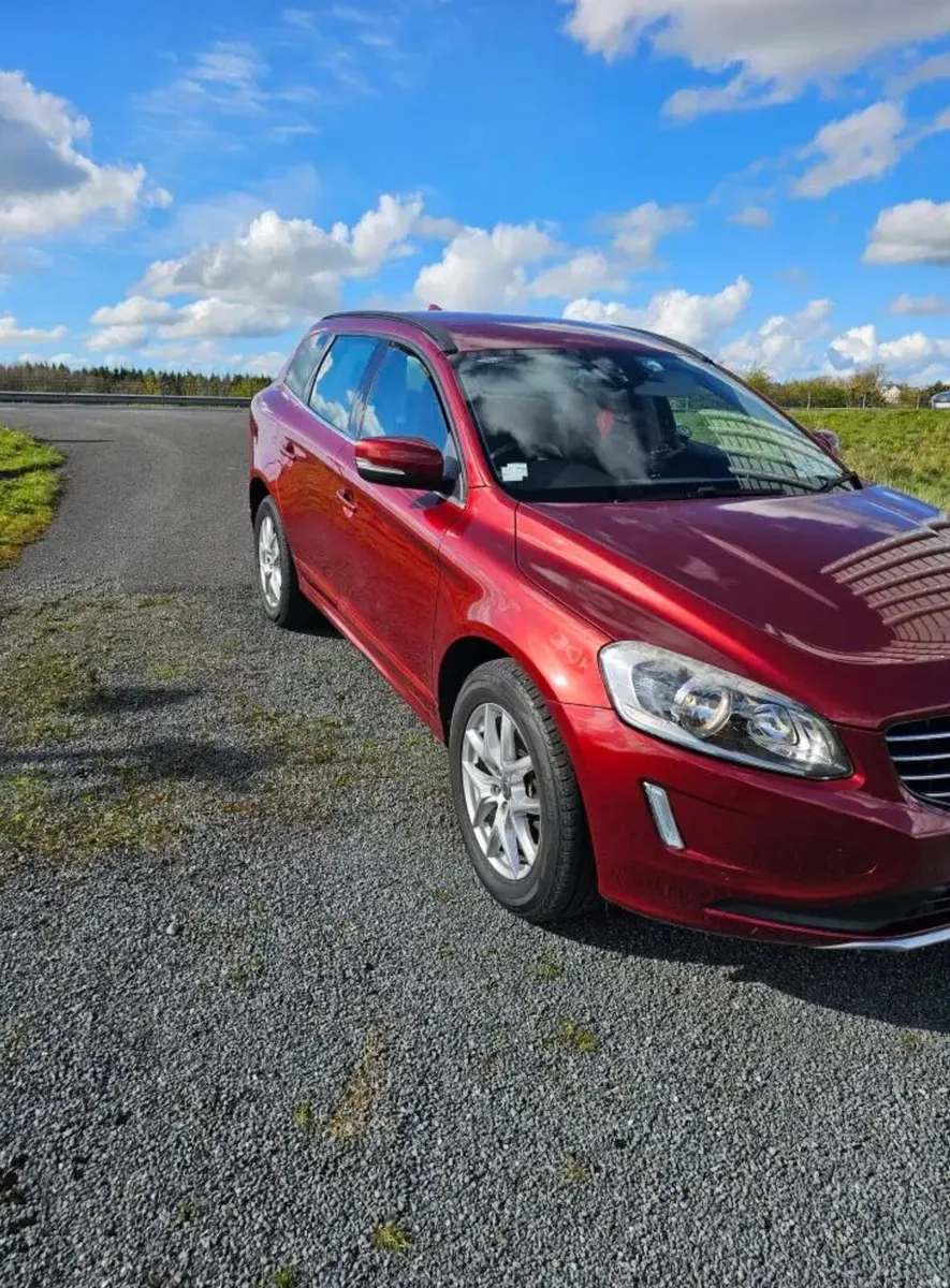 Volvo xc60 4×4 - Image 2