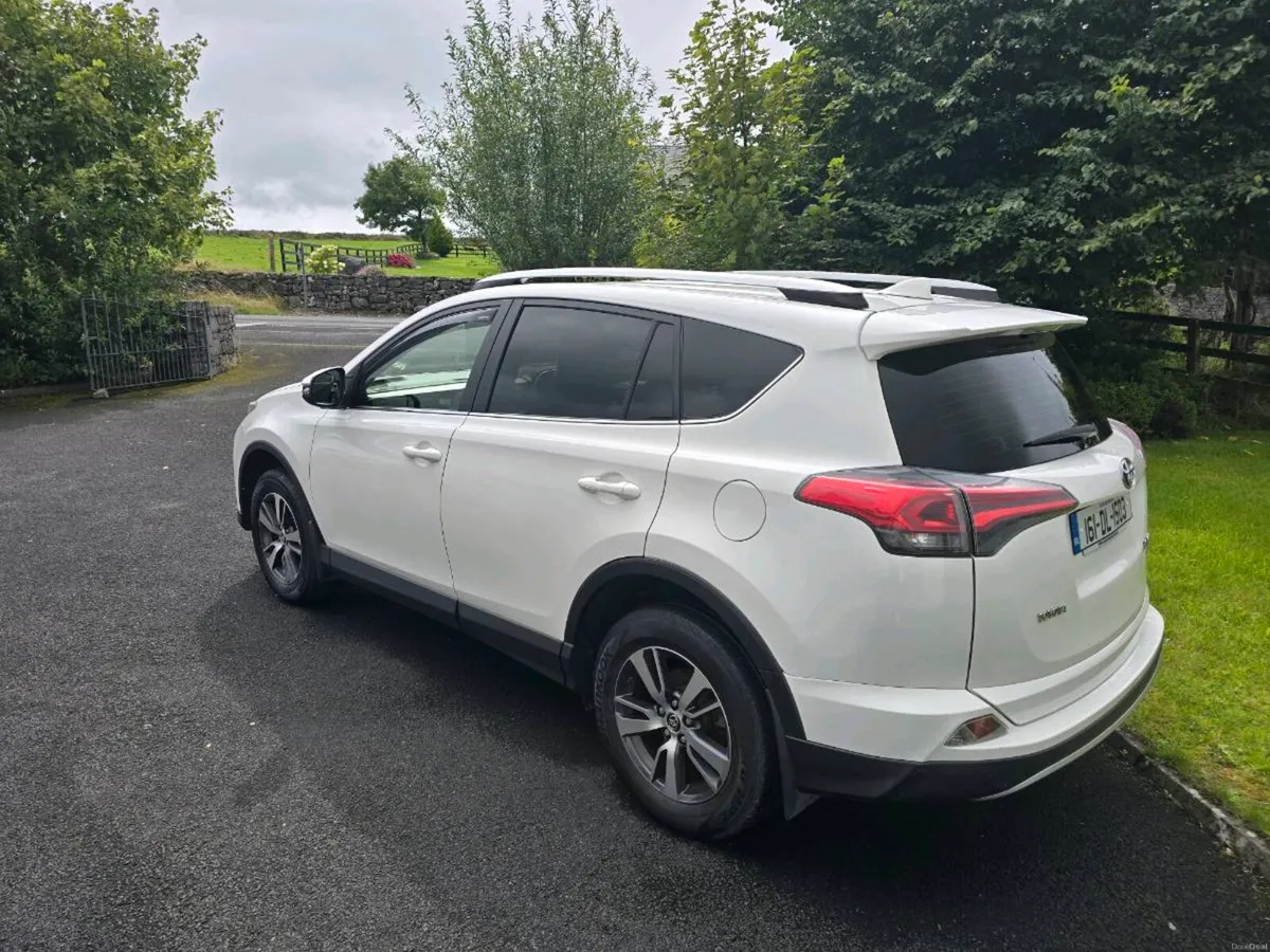 Toyota Rav4 - Image 5