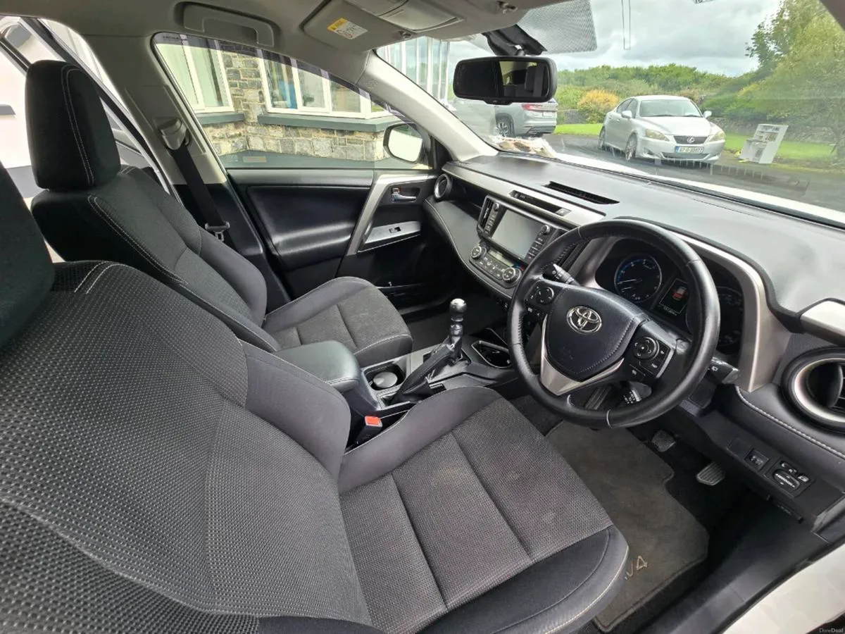 Toyota Rav4 - Image 6