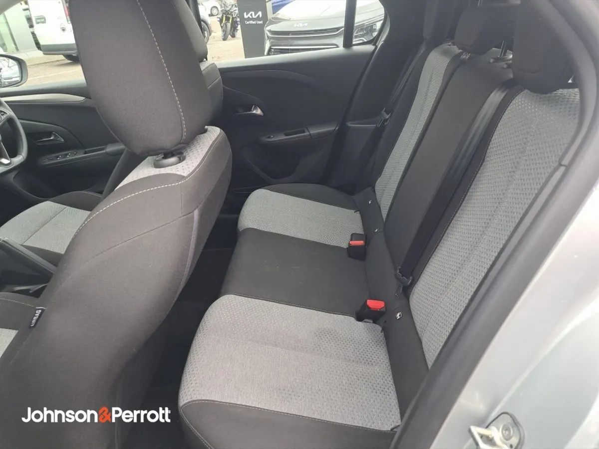 Opel Corsa Elegance 1.2i (75PS) S/S 5 Speed - Image 4