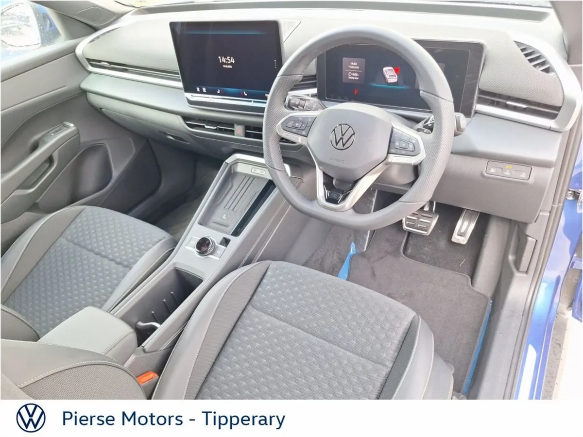 Volkswagen T-Roc R-LINE 1.5TSI 150HP MHEV - Image 2