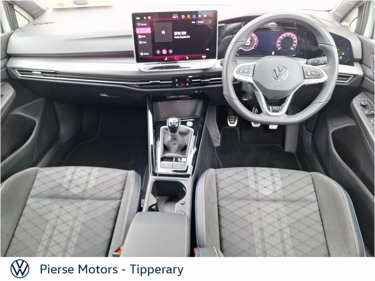 Volkswagen Golf GOLF R-LINE 1.5 TSI 150HP - Image 4