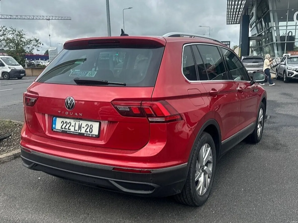Volkswagen Tiguan 2.0 TDI 150HP Life DSG - Image 2