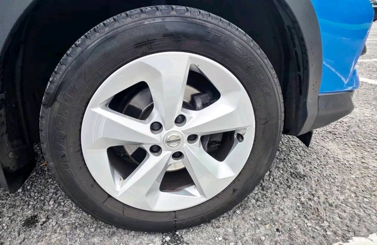 Nissan Qashqai 2018 - Image 6