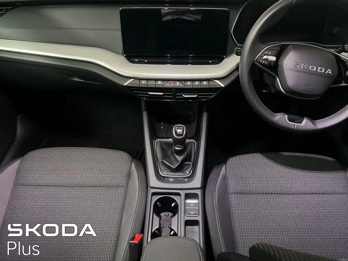 Skoda Octavia Combi Selection 2.0TDI 115HP - Image 2