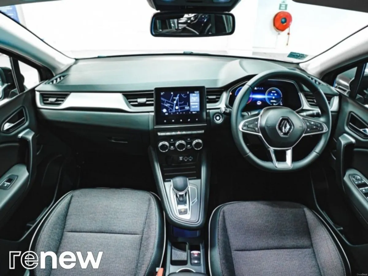 Renault Captur E-TECH Plug-in 160 Auto S-Edition - Image 2
