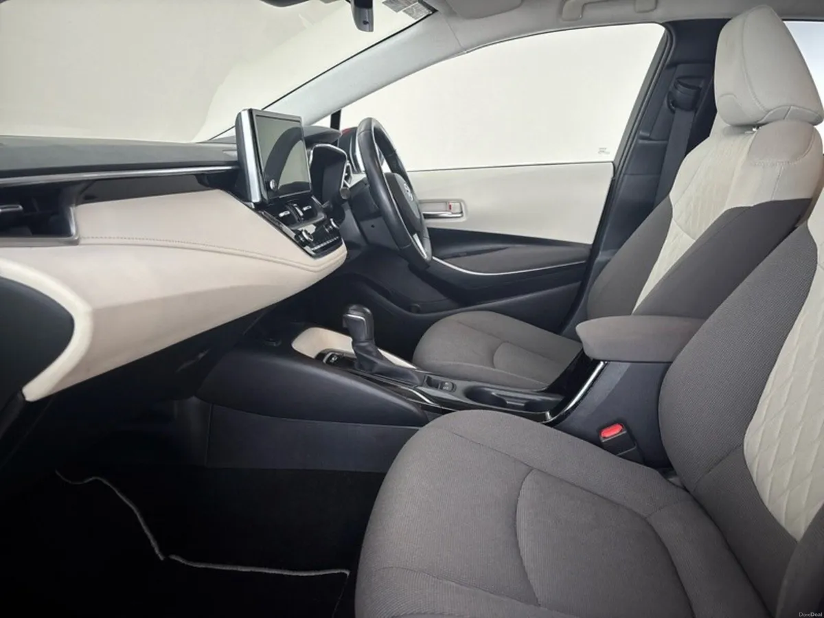 Toyota Corolla HYBRID LUNA SPORT - Image 6